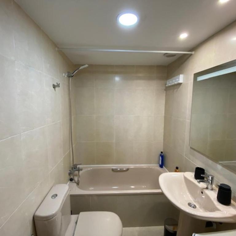 Apartments Madrid Ifema-Aeropuerto - One-Bedroom Apartment - 13
