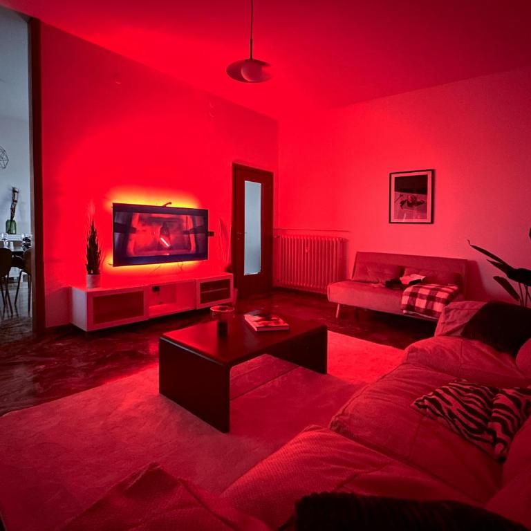 Vista Ghirlandina - Attico sul tetto del centro al settimo piano - Appartamento con 2 Camere da Letto - 18