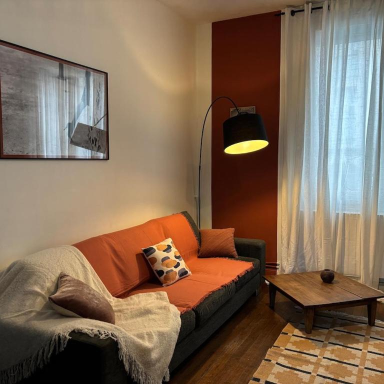 La Belle Maison, centre ville, 3 chambres et jardin - Villa 3 Chambres - 43