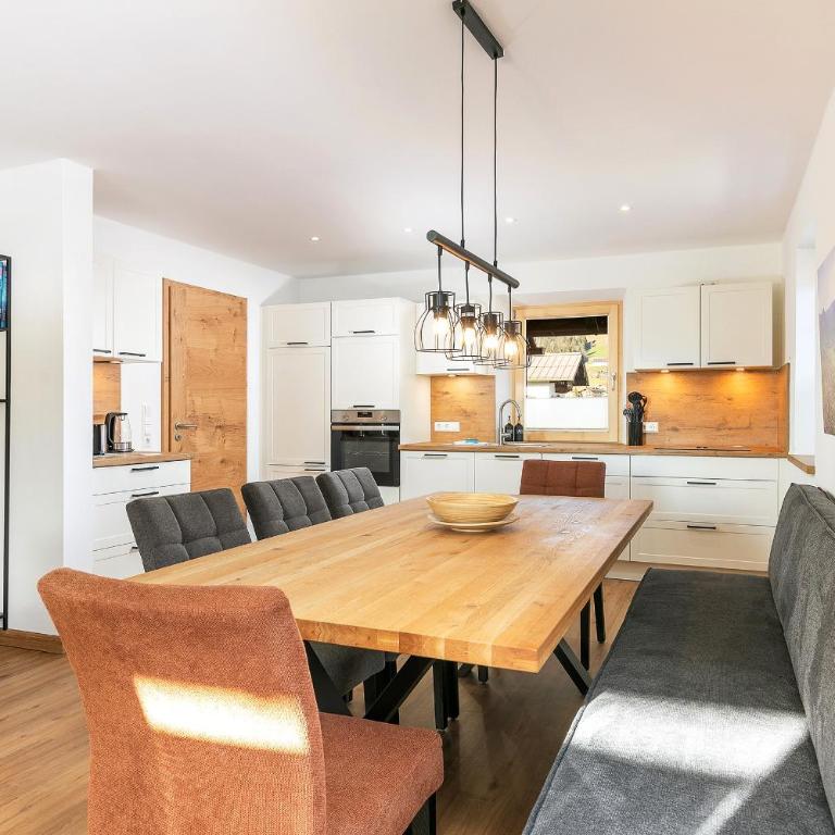 Ferienwohnung Berghupferl - Apartment mit 4 Schlafzimmern - 1