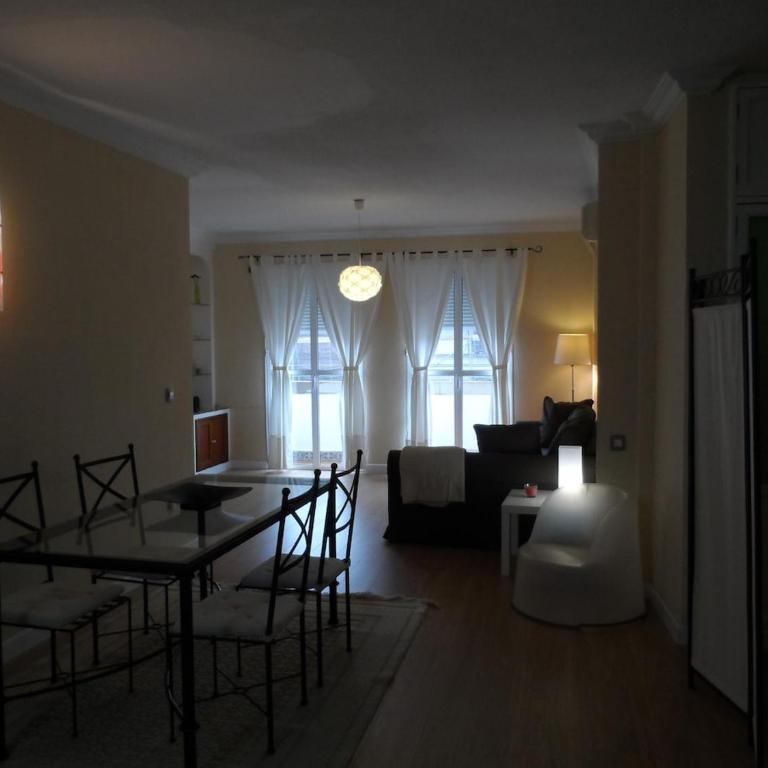 En CARRERA OFICIAL SEMANA SANTA - Apartamento de 2 dormitorios - 10