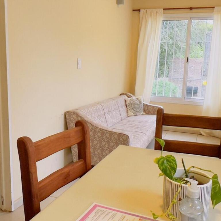 FANTASTICA Casa Con Pileta en complejo & BALNEARIO VCP - Casa con 1 dormitorio - 48