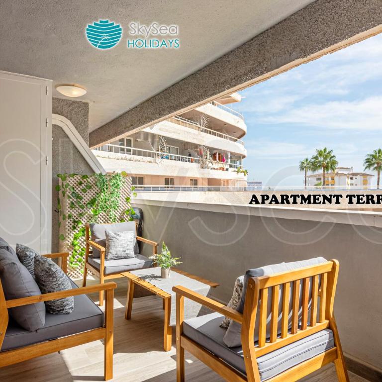 SKYSEA Benalmadena Puerto Marina - Apartment Terrace #B - 23