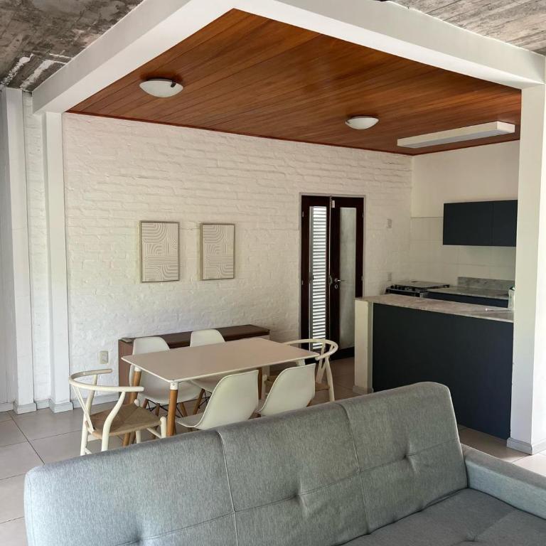 Casa en barrio Sheraton Playa, Colonia - Casa de 2 dormitorios - 38
