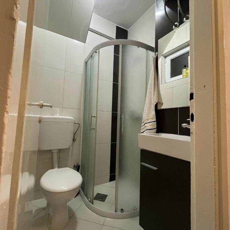 Little Oasis - One-Bedroom Apartment - 7