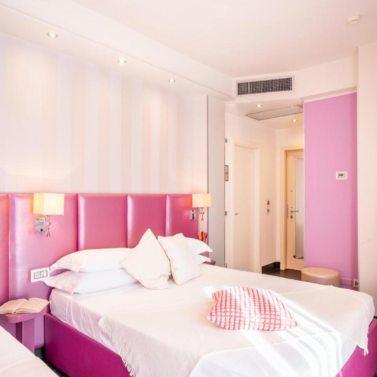 Hotel 2000 Riccione - Camera Tripla Superior - 14