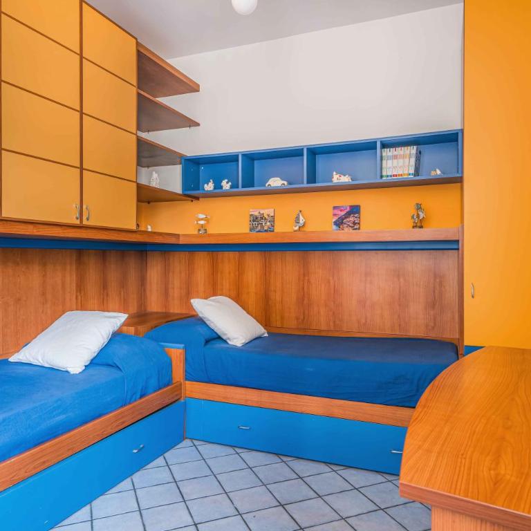 I Tre Delfini apartment in center-Sorrento Coast - Appartamento con 2 Camere da Letto - 15