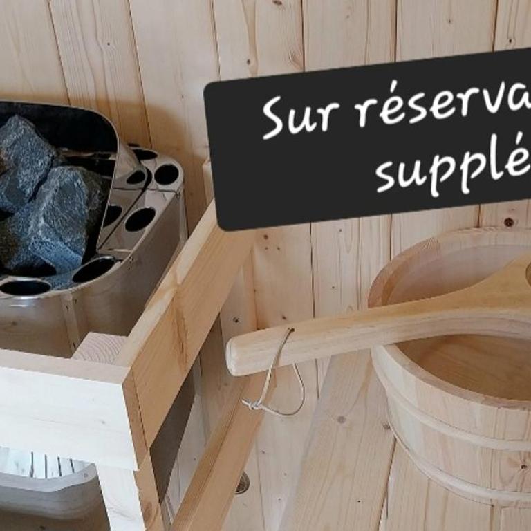 Chambres d'hôtes "Chez Lyly et Juju" Piscine&Sauna Parking Gratuit - Suite avec Balcon - 10