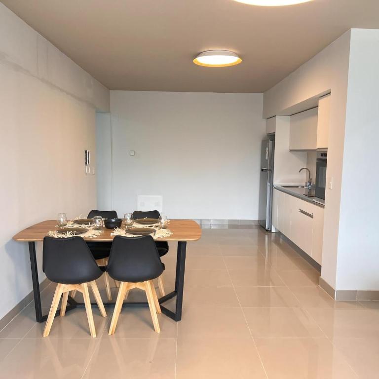 Gray Fox Apartments Bahía - Apartamento Deluxe de 2 dormitorios con balcón - 8