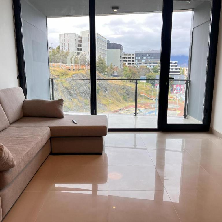 Gray Fox Apartments Bahía - Apartamento Deluxe de 2 dormitorios con balcón - 3