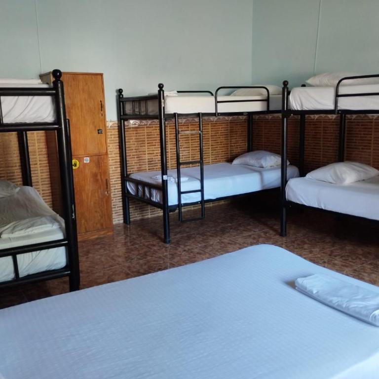 Hostal Luna Llena Getsemaní - Cama en habitación compartida mixta de 6 camas - 2