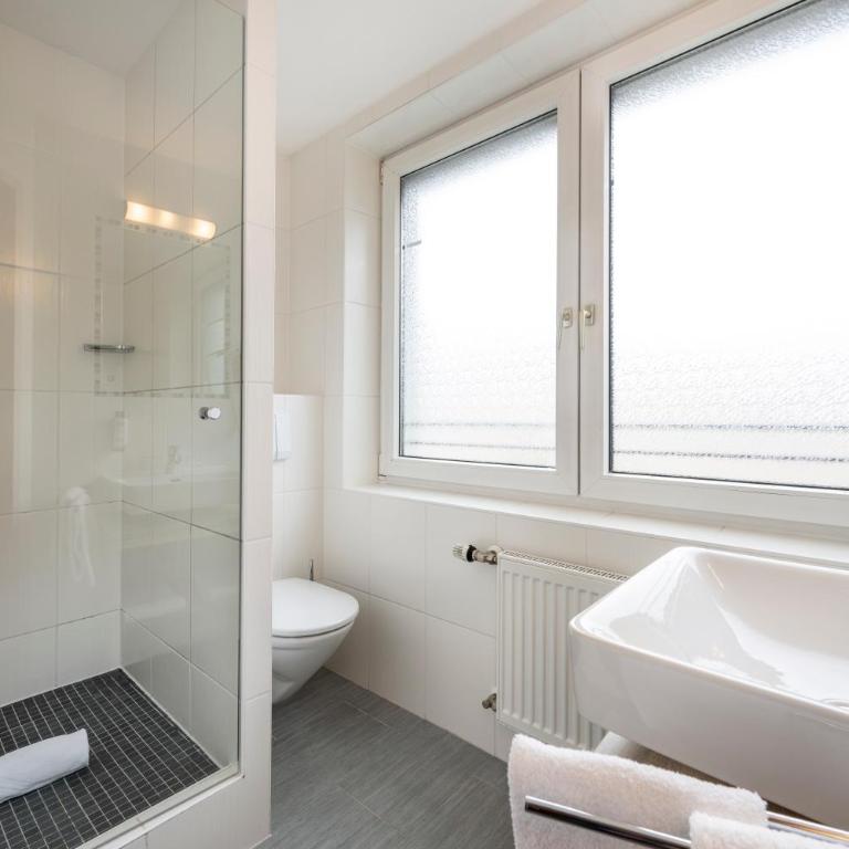 HOTEL junior by MAX 70 - Superior Zimmer mit Balkon - 5