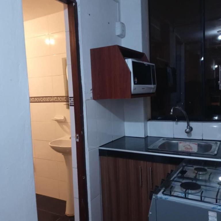 Studio with kitchen and Bathroom Near The Airport - Studio with Terrace - 8