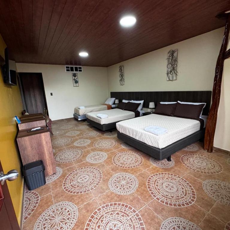 Salamandras Hostería & Spa - Habitación Familiar Estándar - 12