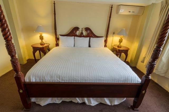 Hotel Castillo de Santa Cecilia - King Room - 5