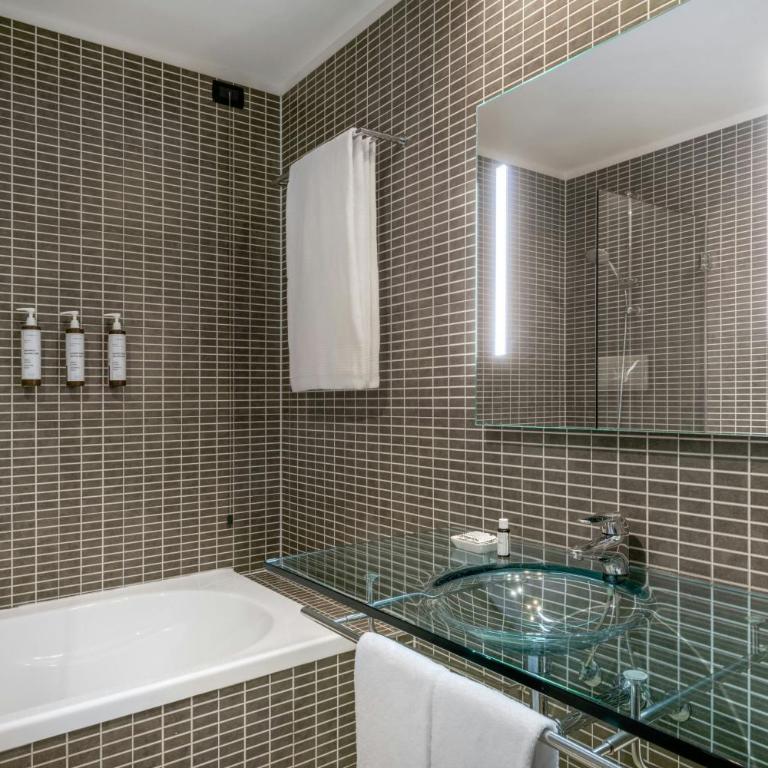 AC Hotel Firenze by Marriott - Camera Superior Doppia con Letti Singoli - 4