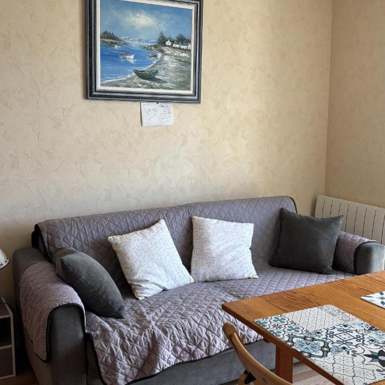 Appartement 2 Pièces avec Loggia Vue Mer et Parking, Près de la Plage - FR-1-712-38 - Apartment - 4