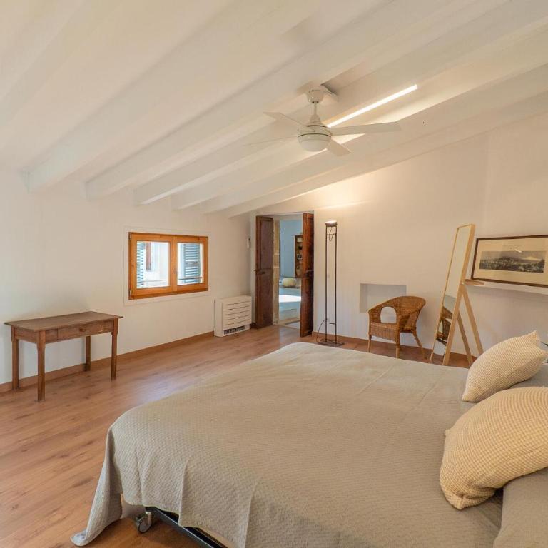 Awesome Home In Artà With Wifi - Casa de vacaciones de 5 dormitorios - 33