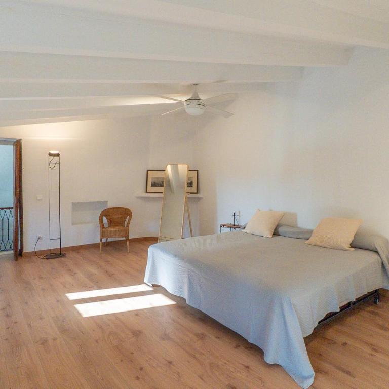 Awesome Home In Artà With Wifi - Casa de vacaciones de 5 dormitorios - 32