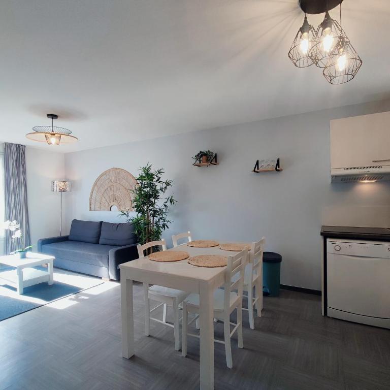 La piscine des Gorges - Climatisation Parking - Two-Bedroom Apartment - 10