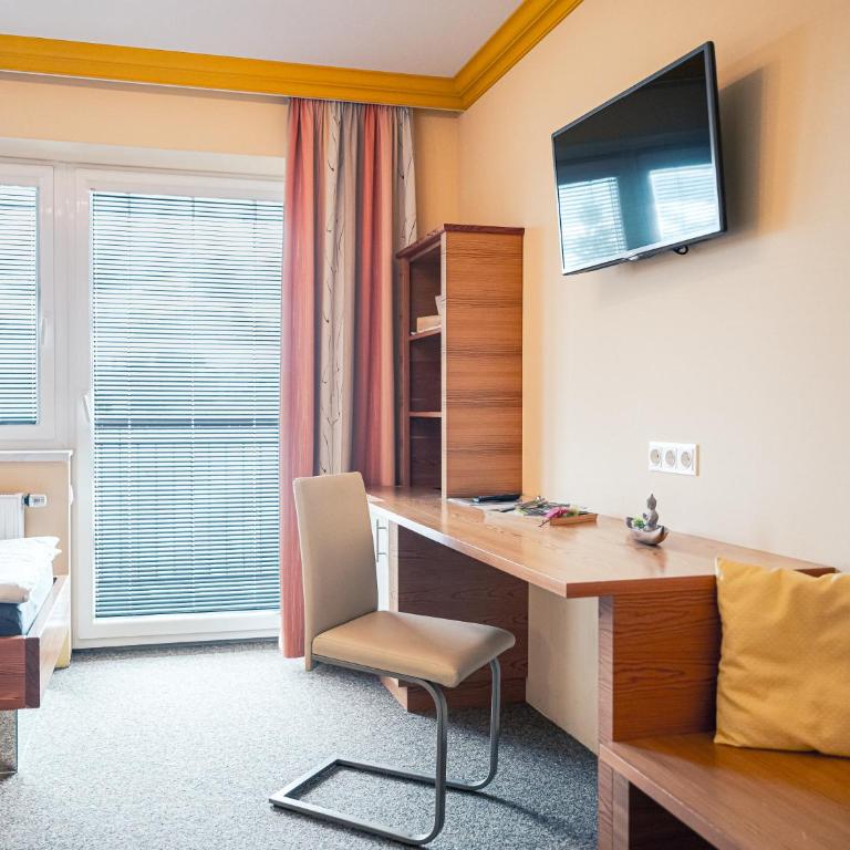 Zirben Diamant Zimmer zum fairen Preis - Zweibettzimmer mit Bergblick - 6
