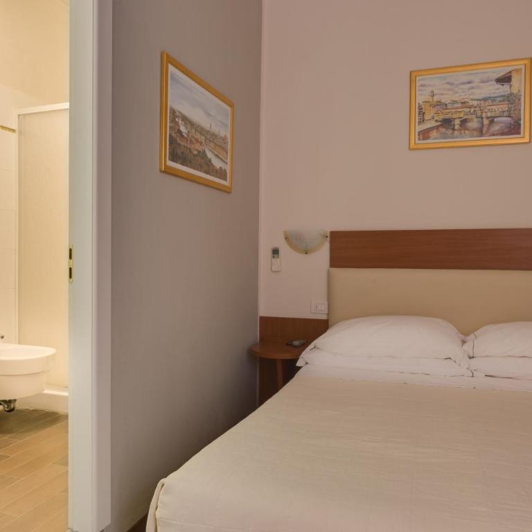 Casa Billi - Double Room with Private Internal Bathroom - 13