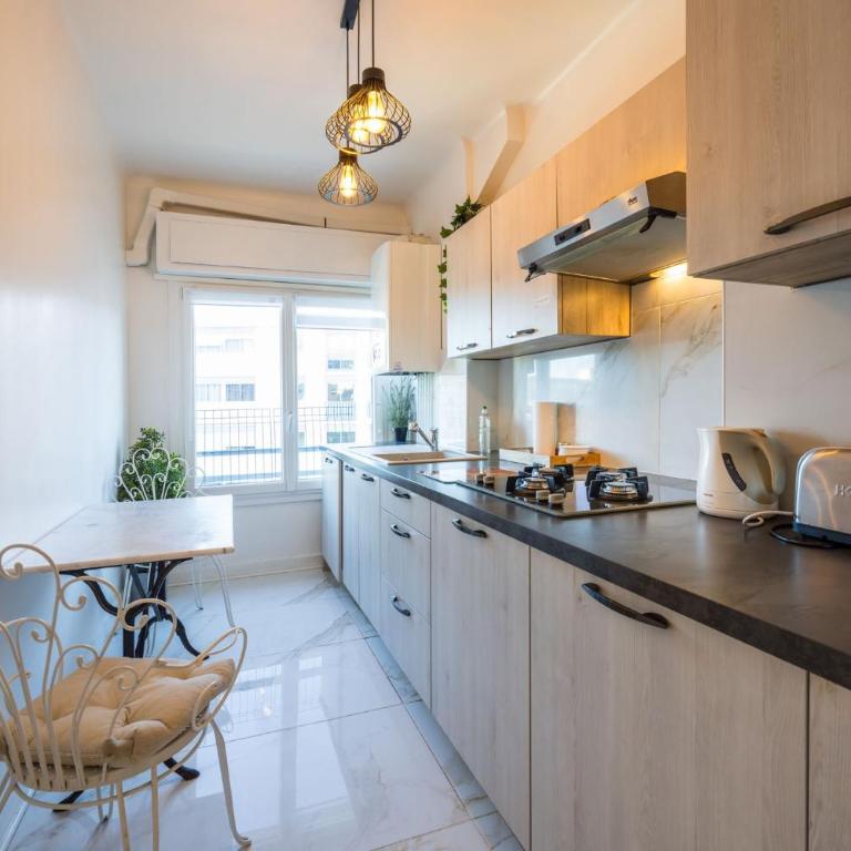 L'épurée, centre ville, 150m de la plage - Appartement 1 Chambre - 13
