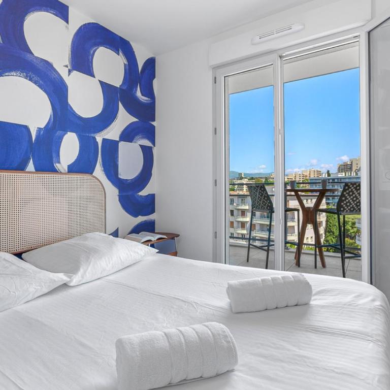 Le 701, Climatisé, toit terrasse vue mer, parking - Three-Bedroom Apartment - 22