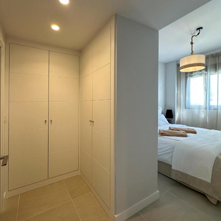 La Perla de Aranya Estepona - Two-Bedroom Apartment - 10