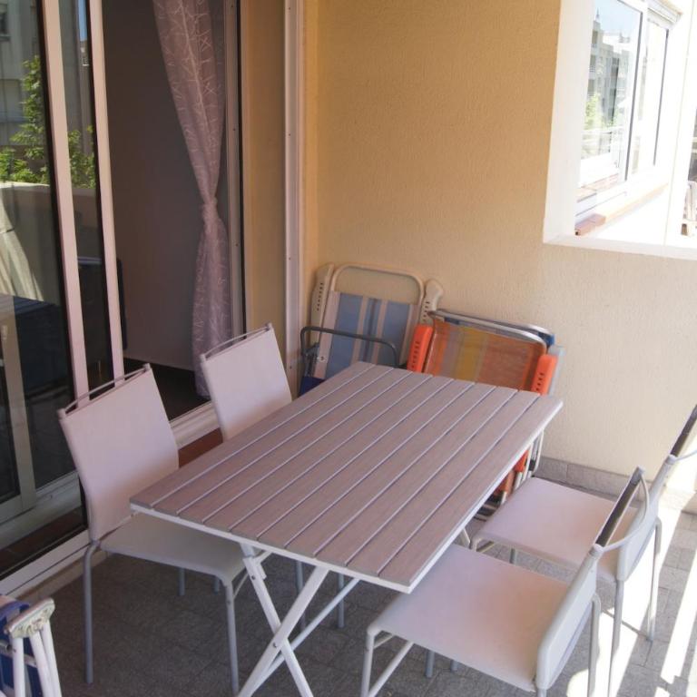 Les Petites Alpes - Apt 5 Prs - 3 min des plages - climatisation - Two-Bedroom Apartment - 7