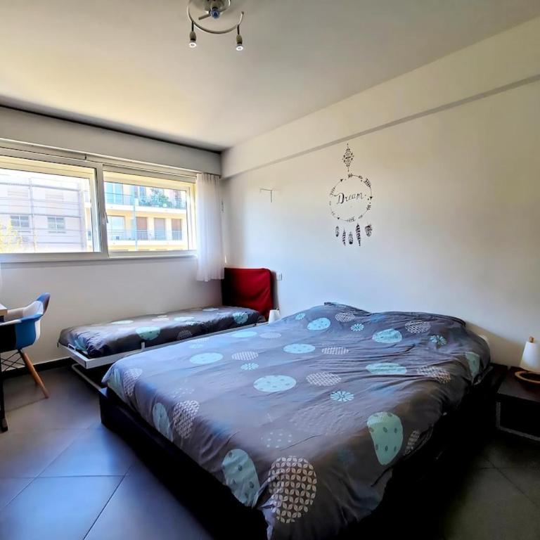 Les Petites Alpes - Apt 5 Prs - 3 min des plages - climatisation - Two-Bedroom Apartment - 9