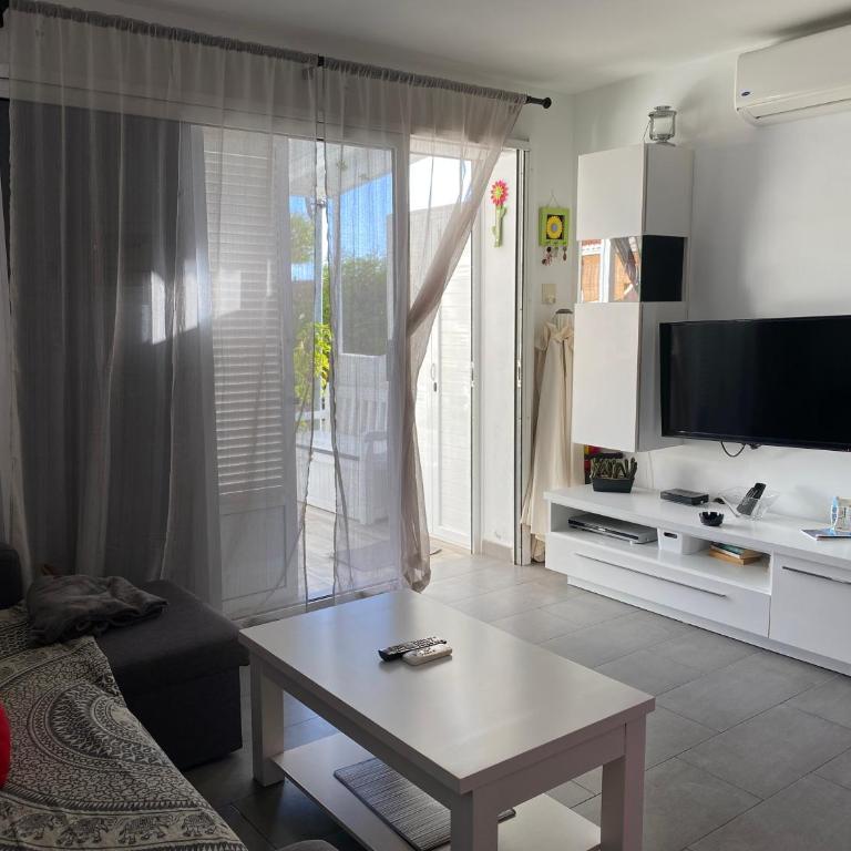 Nectarina Bungalow Maspalomas - Two-Bedroom House - 3