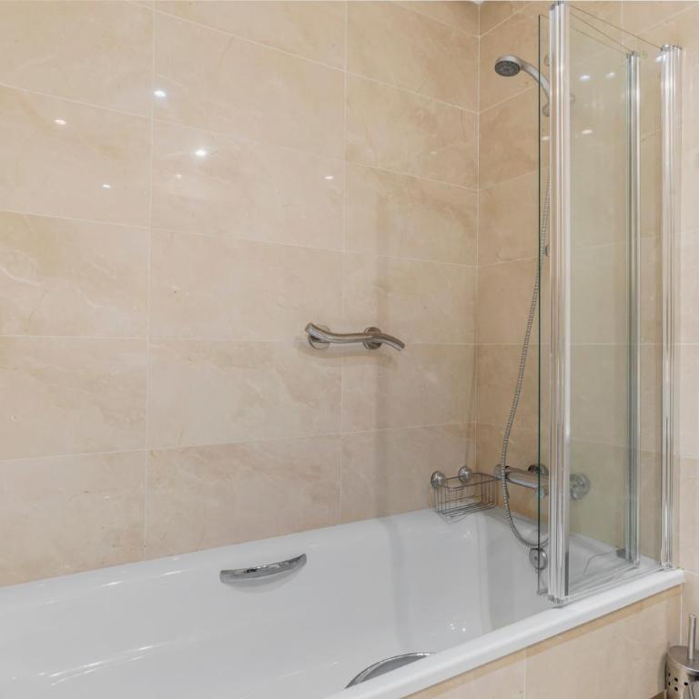 Scenic apartment in Alcazaba Lagoon Ref M55 - Apartamento de 2 dormitorios - 14