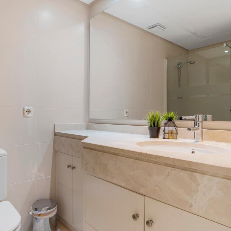 Scenic apartment in Alcazaba Lagoon Ref M55 - Apartamento de 2 dormitorios - 16