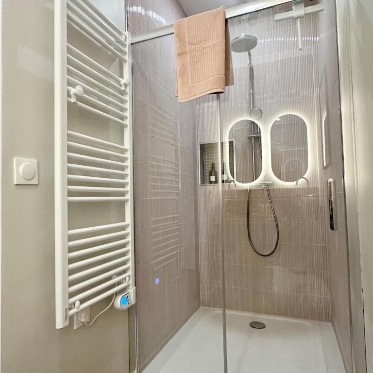 L Arcade Chic & Confort - Terrasse - 5 min Gare - Apartment mit 1 Schlafzimmer - 38