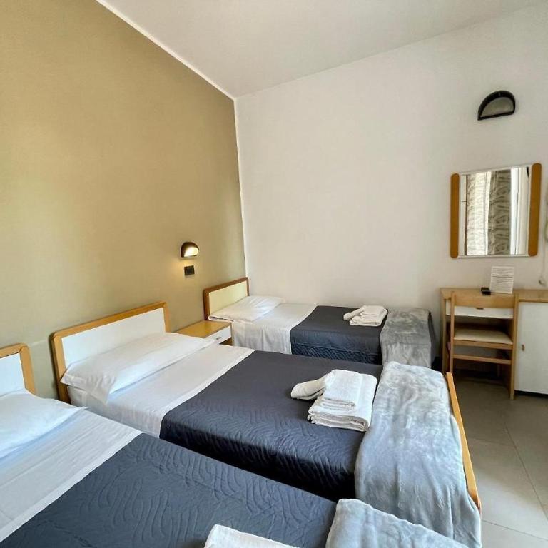Hotel Quisisana - Triple Room - 2