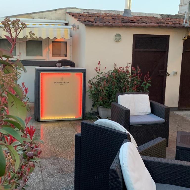 Hotel Indipendenza - Camera Superior Matrimoniale/Doppia con Letti Singoli con Terrazza - 11