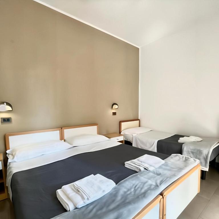 Hotel Quisisana - Triple Room - 4