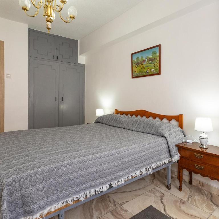 Beautiful Apartment In Torrevieja - Apartamento de 3 dormitorios - 10
