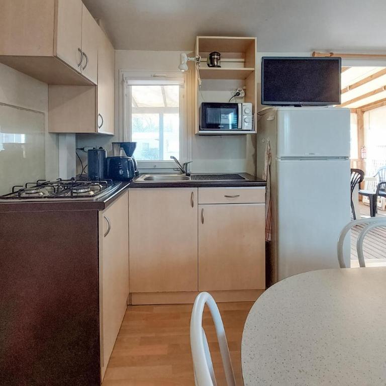 Mobilhome With Shared Pool - Mobile Home - 2