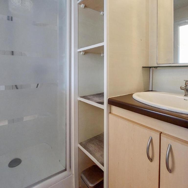 Mobilhome With Shared Pool - Mobile Home - 7