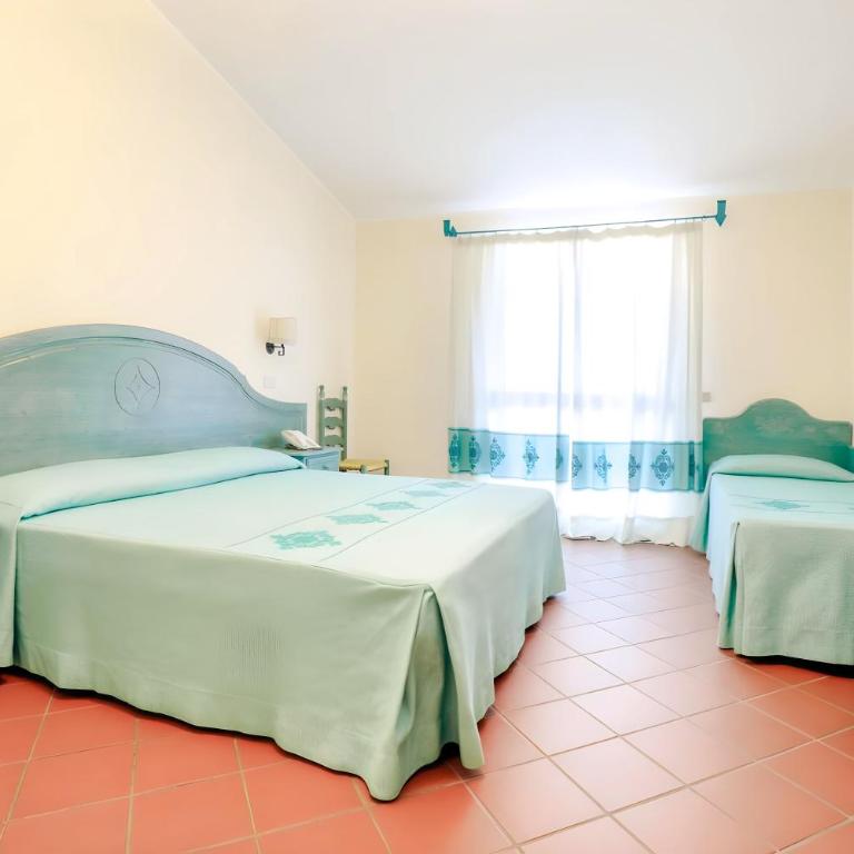 Hotiday Golfo Aranci - Camera Tripla - 1
