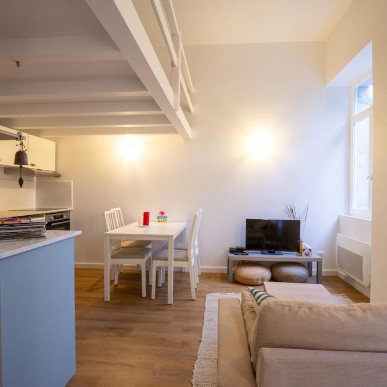 Studio 3 personnes avec terrasse 50 m de la Grande Plage Biarritz Surf - Apartamento de 1 dormitorio - 6