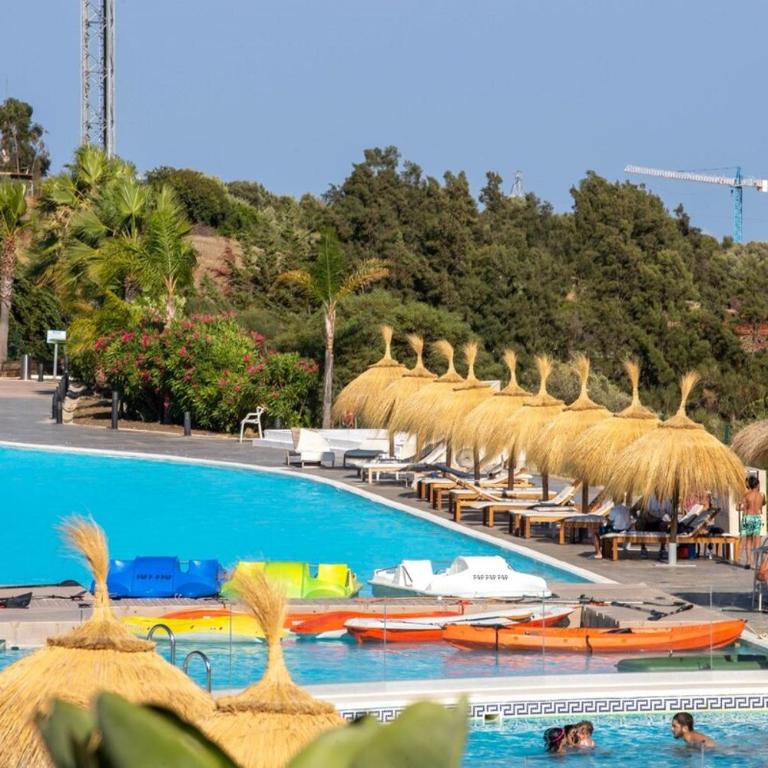 Al4-1916 Estepona - Apartment - Alcazaba Lagoon - Two-Bedroom Apartment - 12