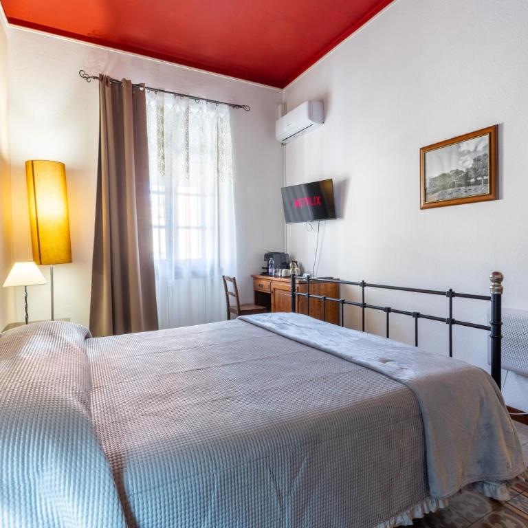 Corso 151 - Double Room with Private External Bathroom - 14
