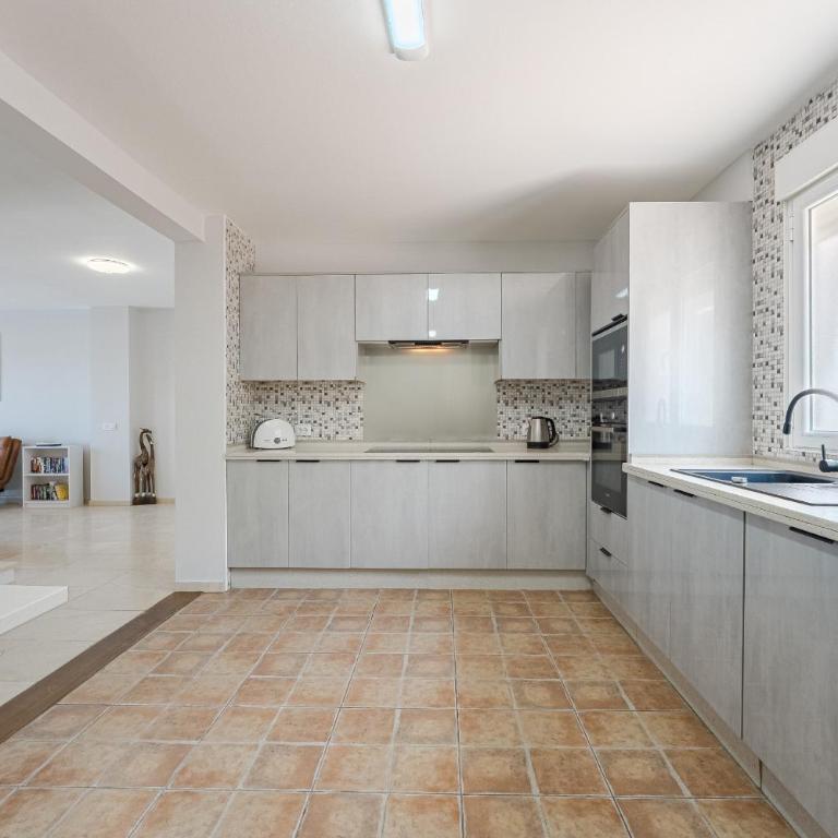 Villa Hermosa Cristianos - Villa de 3 dormitorios - 24