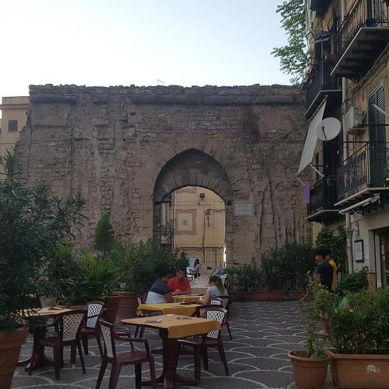 Alloggio delle Carrozze al Ballarò - Two-Bedroom Apartment - 25