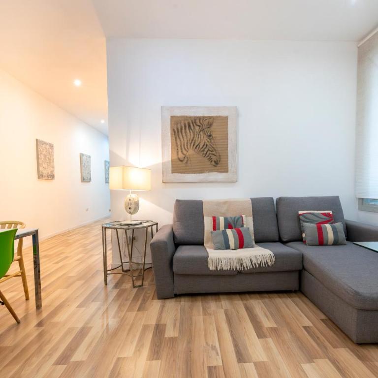 For You Rentals NEW Design Apartment TEMPORAL Puerta del Sol PRE104A - Apartamento con balcón - 24