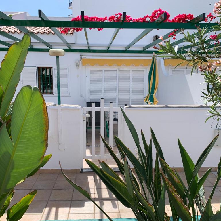 Felicidad - Two-Bedroom House - 1