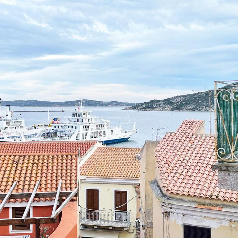 LaureLiving Holiday Home Residenza Luisa - One-Bedroom Apartment - 11